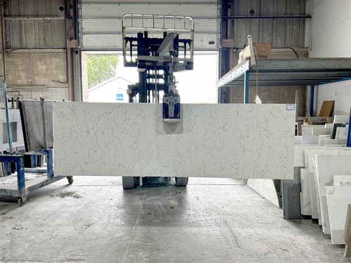 White arabesque worktop offcut - white,